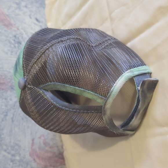 Tie dye ponytail Hat - Picture 2 of 3